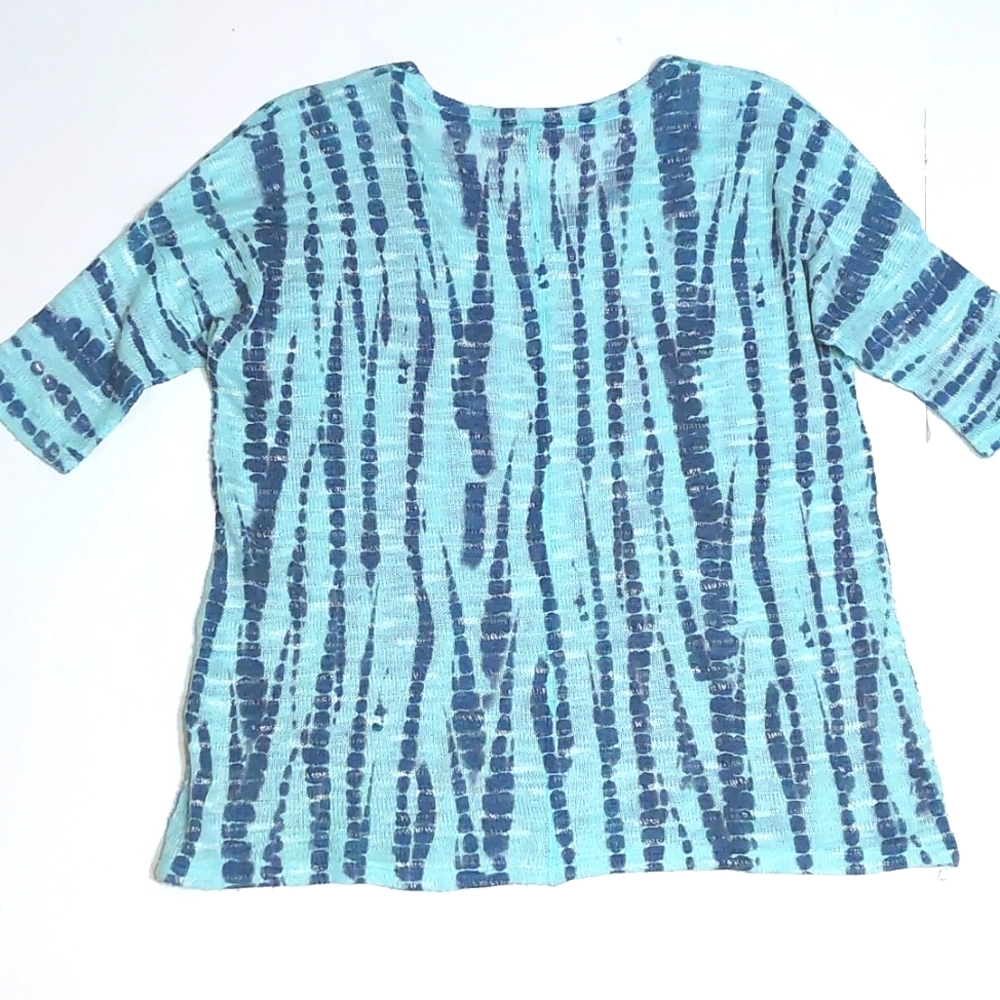 Wallpapher Lightweight Aqua Shibori Tie-Dyed Sweater, Size M - Picture 2 of 5
